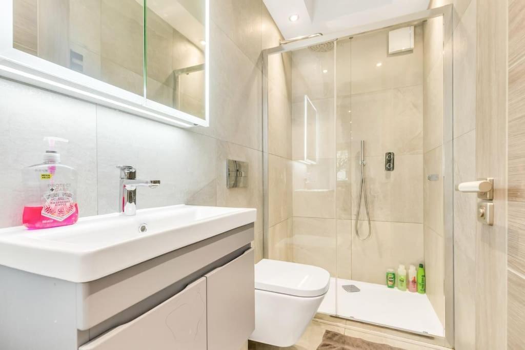 Wow Abbey Road Apartment - Sleeps Up To 8 Λονδίνο Εξωτερικό φωτογραφία